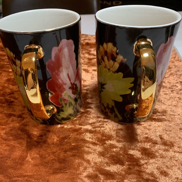 Henriette Mugs set of 4 - Picture 2 of 7
